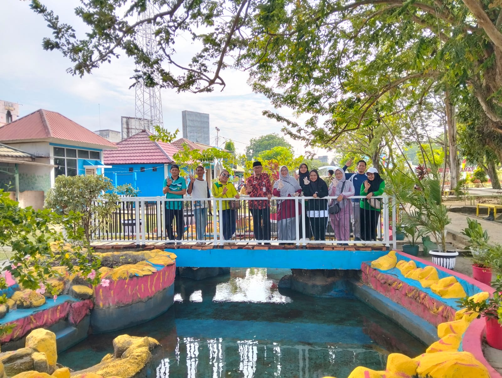 DLH Bengkalis Gelar Gotong Royong Serentak di 12 Titik Lokasi