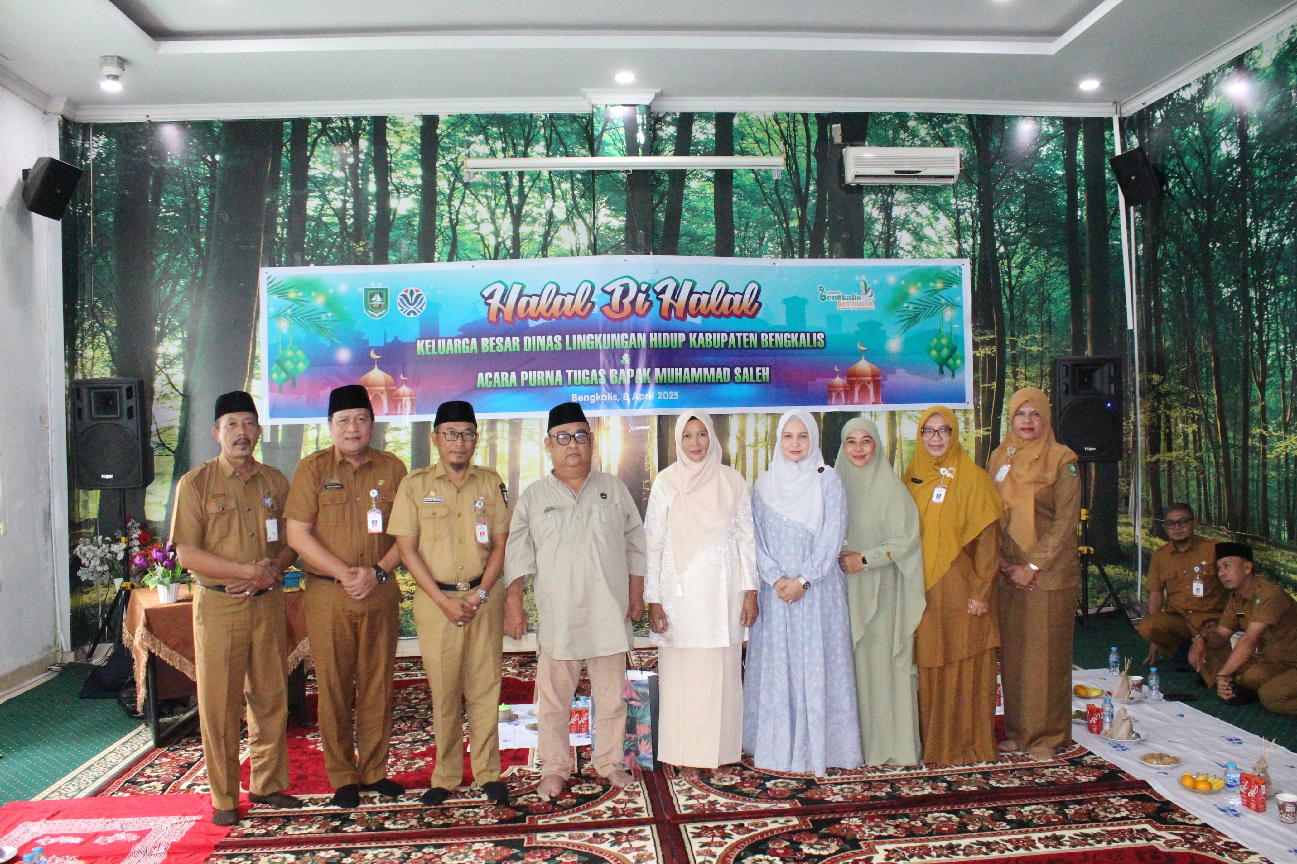 Halal Bi Halal Keluarga Besar DLH Bengkalis Dalam Rangka Idul Fitri 1446 H dan Pelepasan Purna Tugas Bapak Muhammad Saleh