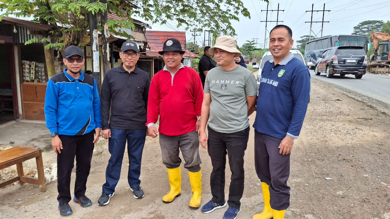 DLH Bengkalis gelar Gotong Royong Dalam Rangka Hari Peduli Sampah Nasional (HPSN) Tahun 2025 di Kecamatan Mandau