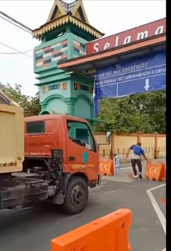 KOMITMEN DINAS LINGKUNGAN HIDUP KABUPATEN BENGKALIS DALAM OPTIMALISASI PENGELOLAAN SAMPAH DI DURI