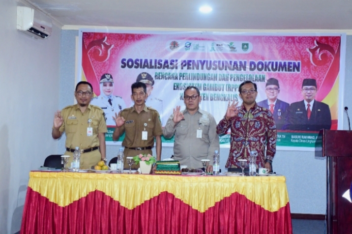 DLH Bengkalis Gelar Sosialisasi RPPEG Hadirkan Narasumber dari BRGM Republik Indonesia