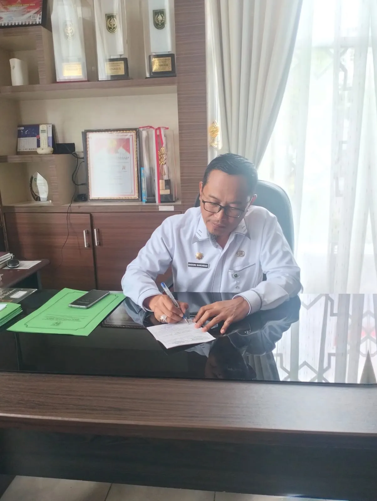 “Tingkatkan PAD” Dinas Lingkungan Hidup Melakukan Pembayaran Retribusi Pelayanan Kebersihan Perumahan/Tempat Tinggal