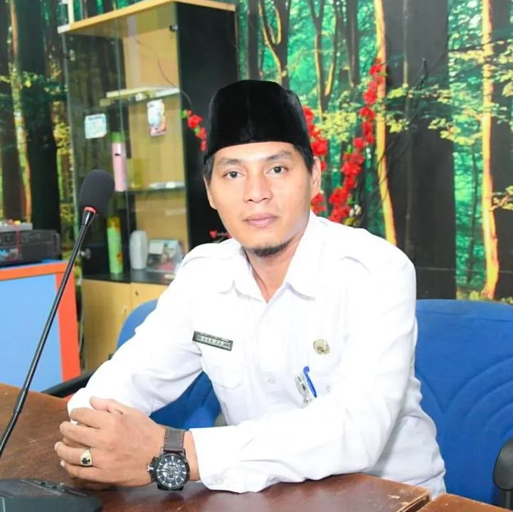 Mendorong Kepatuhan Lingkungan melalui Pendekatan Social Facilitation Theory di Dinas Lingkungan Hidup