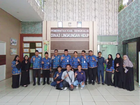 Dorong Kesadaran Lingkungan, DLH Bengkalis Gelar Diskusi Pilah Sampah Bersama Komunitas Bahan Pikiran dan Semesta
